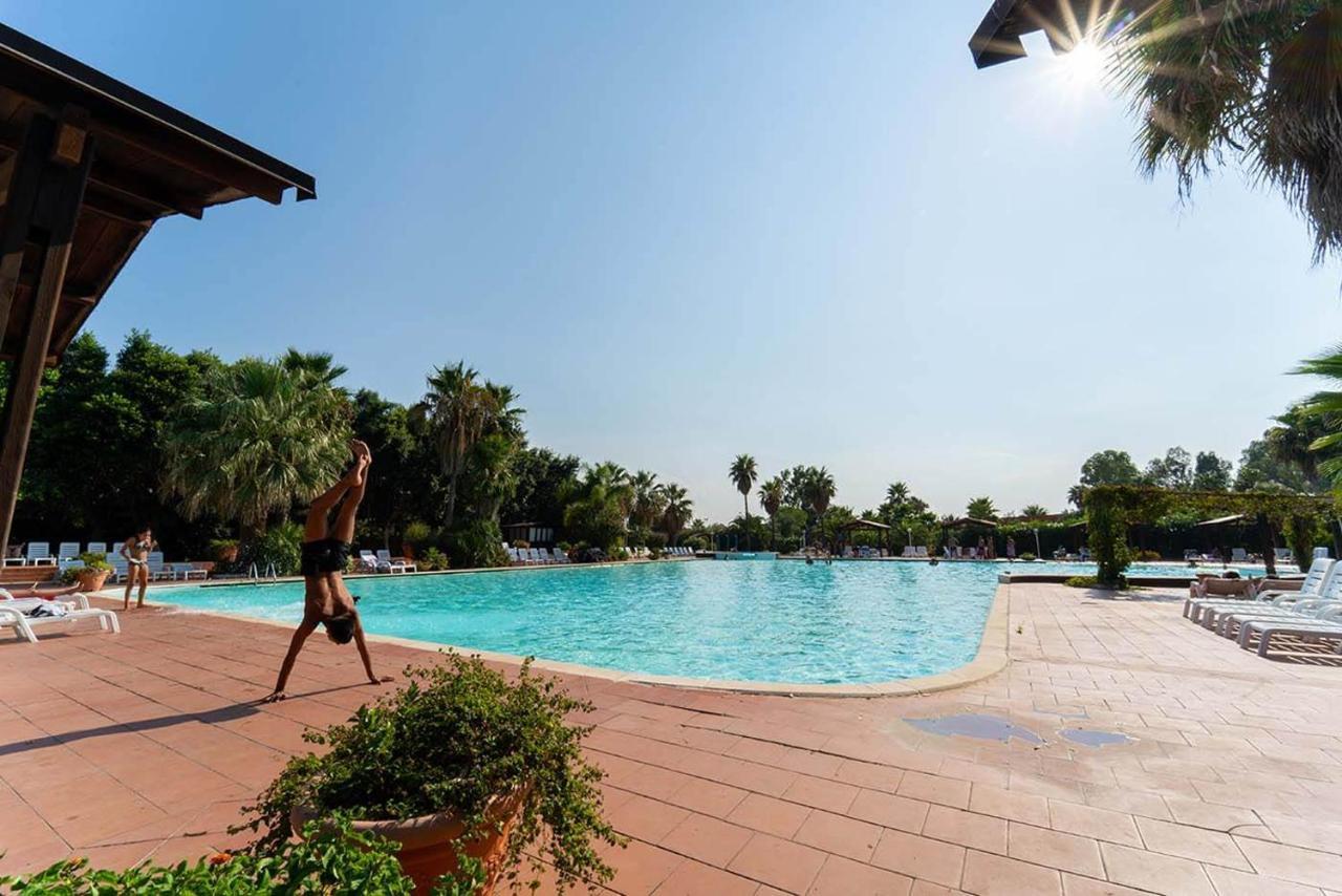 Villaggio Marlusa مارينا دي سيباري المظهر الخارجي الصورة